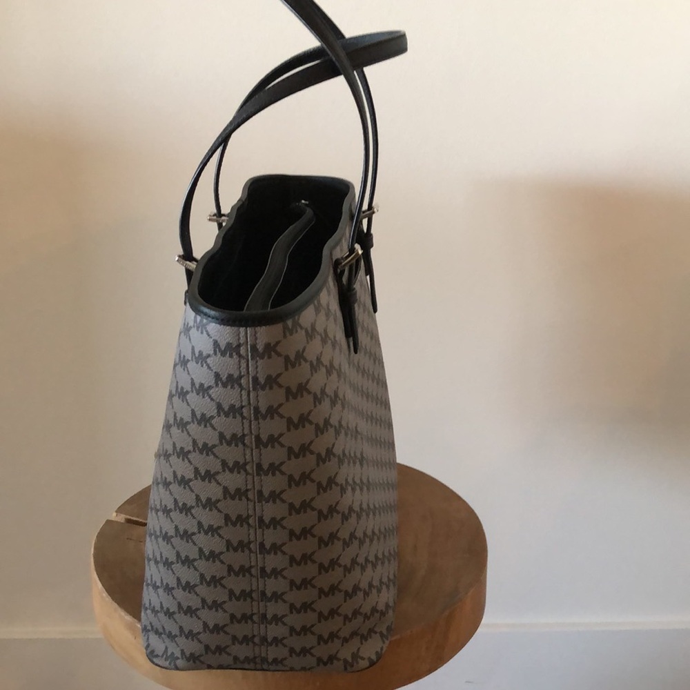 Large Tote - image 2